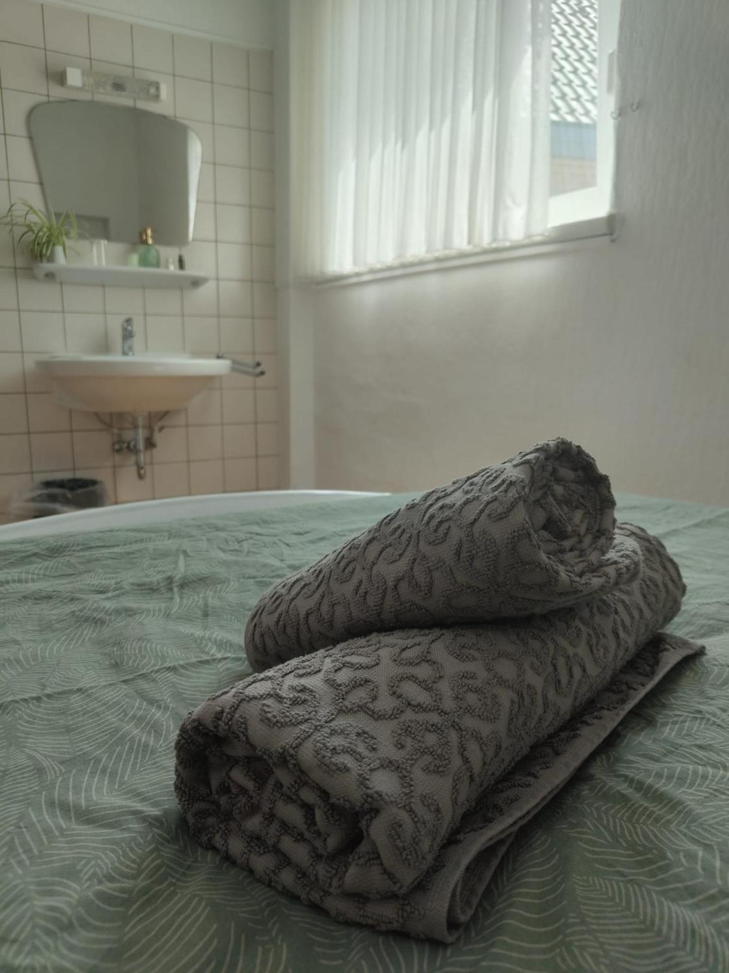 Guesthouse - Weeze Rooms 外观 照片
